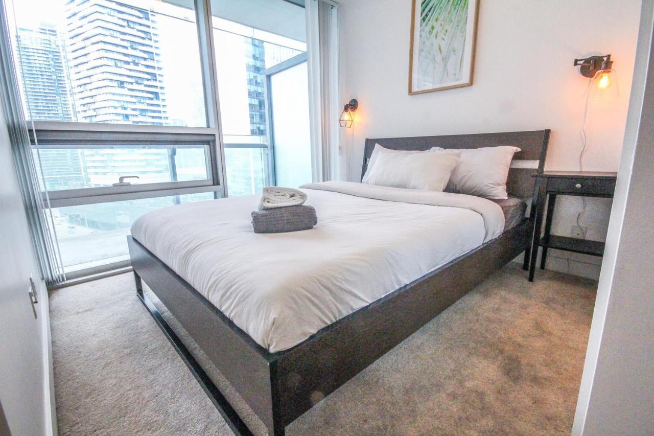 Sarkar Suites - Entertainment District Toronto Zimmer foto
